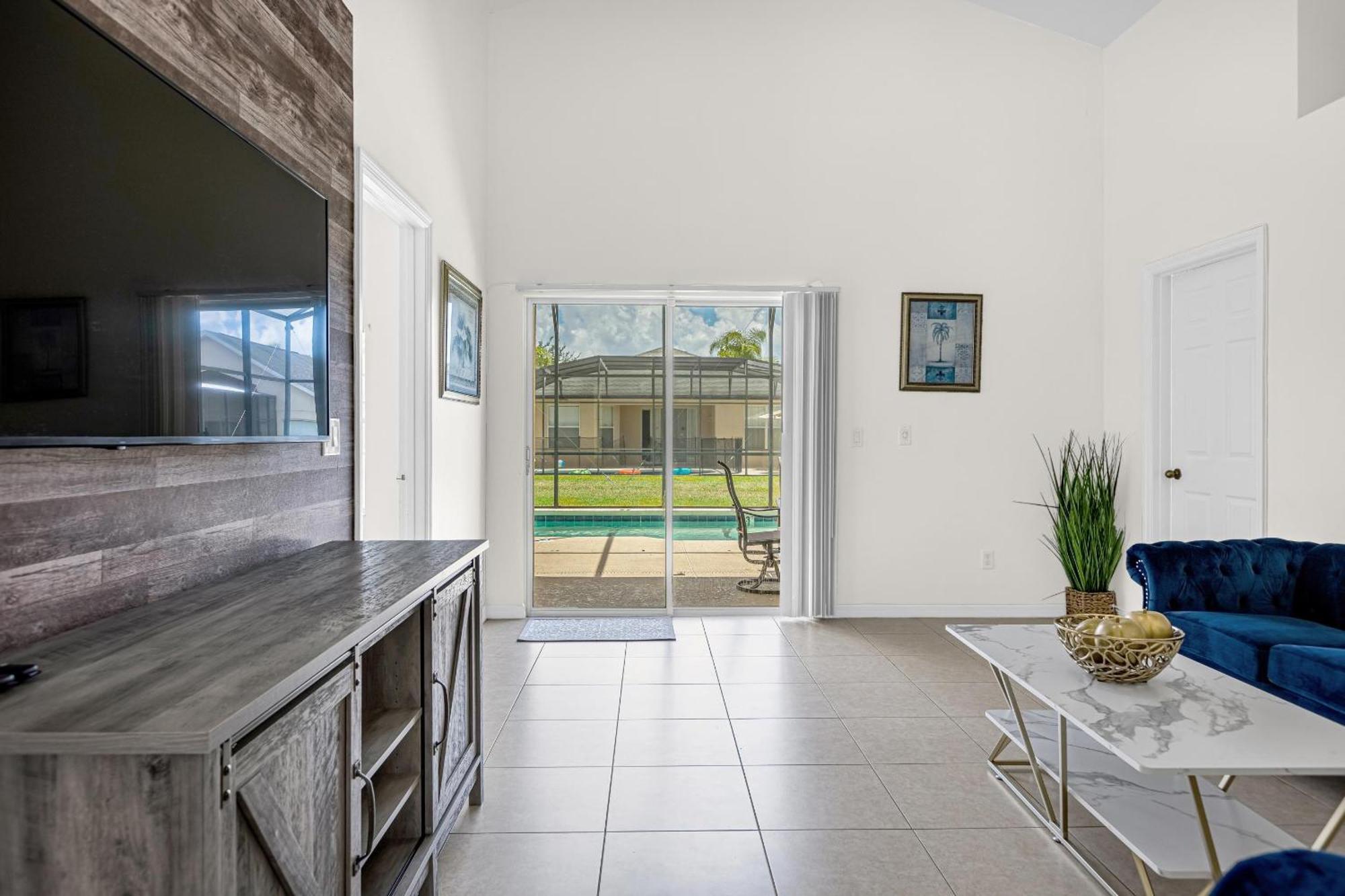 Glamorous House In Disney Area Heatable Private Pool 基西米 外观 照片